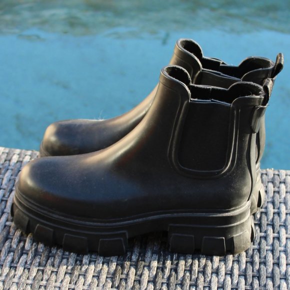 H&M Chunky Rubber Boots  10 - Picture 1 of 3